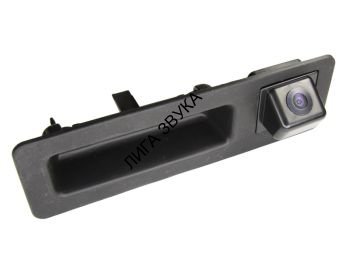 Штатная камера заднего вида BMW 5 F10, 3 F30, X3 F25 в ручке 5 двери Pleervox PLV-CAM-BW02