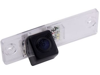 Штатная камера заднего вида Toyota Highlander 01-07, Prado с углом обзора 170 Pleervox PLV-AVG-TYLC04