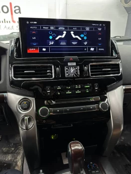 Штатная магнитола Toyota Land Cruiser 200 2013-2015 RDL-LC200H 07-15 New (B) Штатная магнитола Toyota Land Cruiser 200 2013-2015 RDL-LC200H 07-15 New (B)