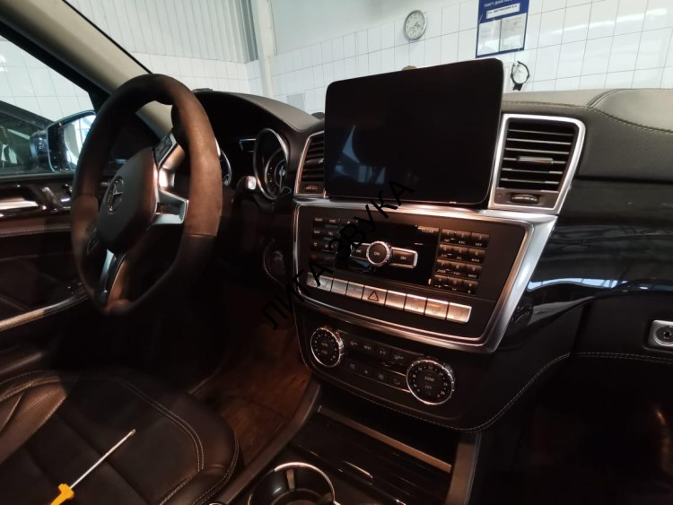 Штатная магнитола Mercedes ML W166, GL X166 (2012-15) Carmedia FY-8015E Android Штатная магнитола Mercedes ML W166, GL X166 (2012-15) Carmedia FY-8015E Android