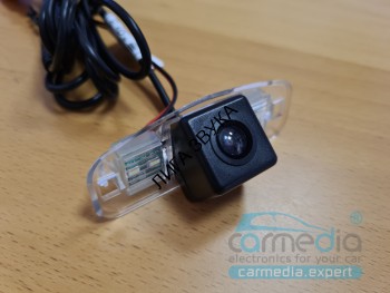 Камера заднего вида Honda Accord VIII 2008-2011, 2012 г.в. CarMedia CM-7218KB CCD-sensor Night Vision  Камера заднего вида Honda Accord VIII 2008-2011, 2012 г.в. CarMedia CM-7218KB CCD-sensor Night Vision 