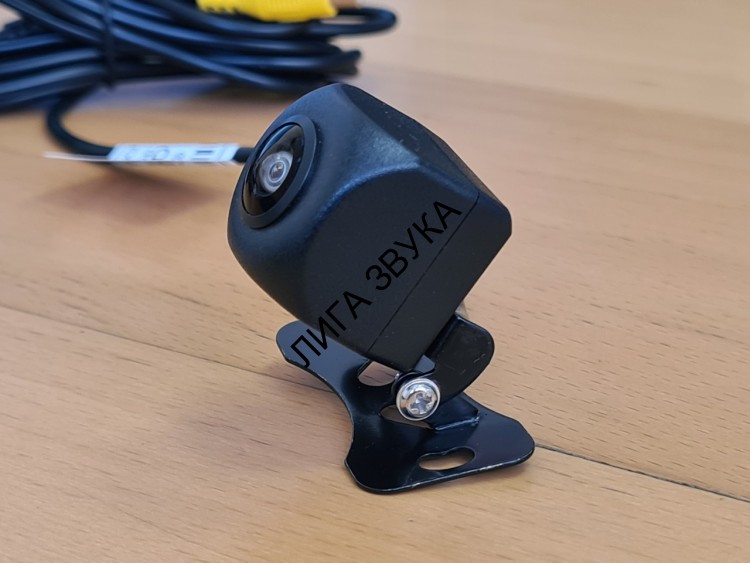 Универсальная камера переднего / заднего вида STARE BC-150Y (eagle eye) Универсальная камера переднего / заднего вида STARE BC-150Y (eagle eye)