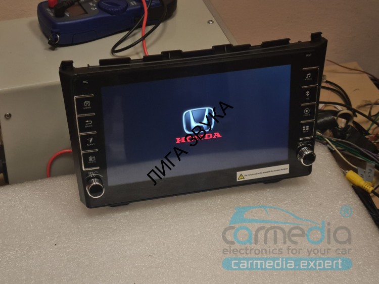 Штатная магнитола Honda CR-V 2006-2012 - Carmedia OL-9640 (кнопки и крутилки), Android, TS10, CarPlay, 4G SIM-слот